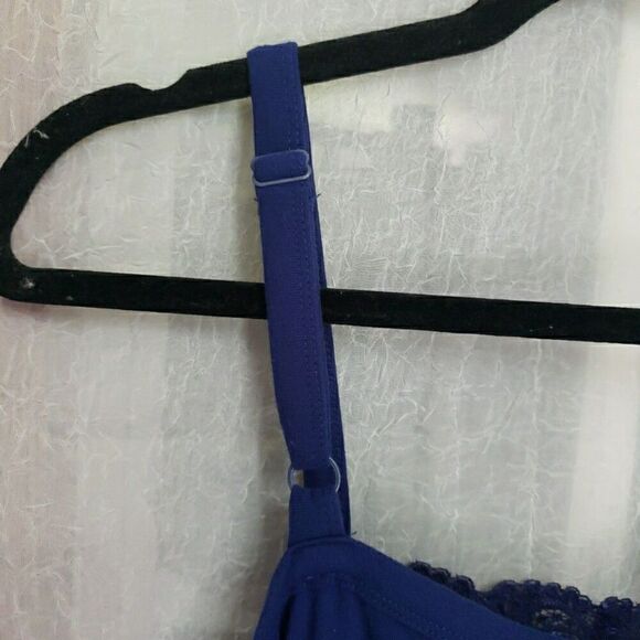 Chicos Cami Tank Blue Lace Trim Adjustable Nylon Stretch Y2k 90s Size 1 US M - Picture 7 of 11